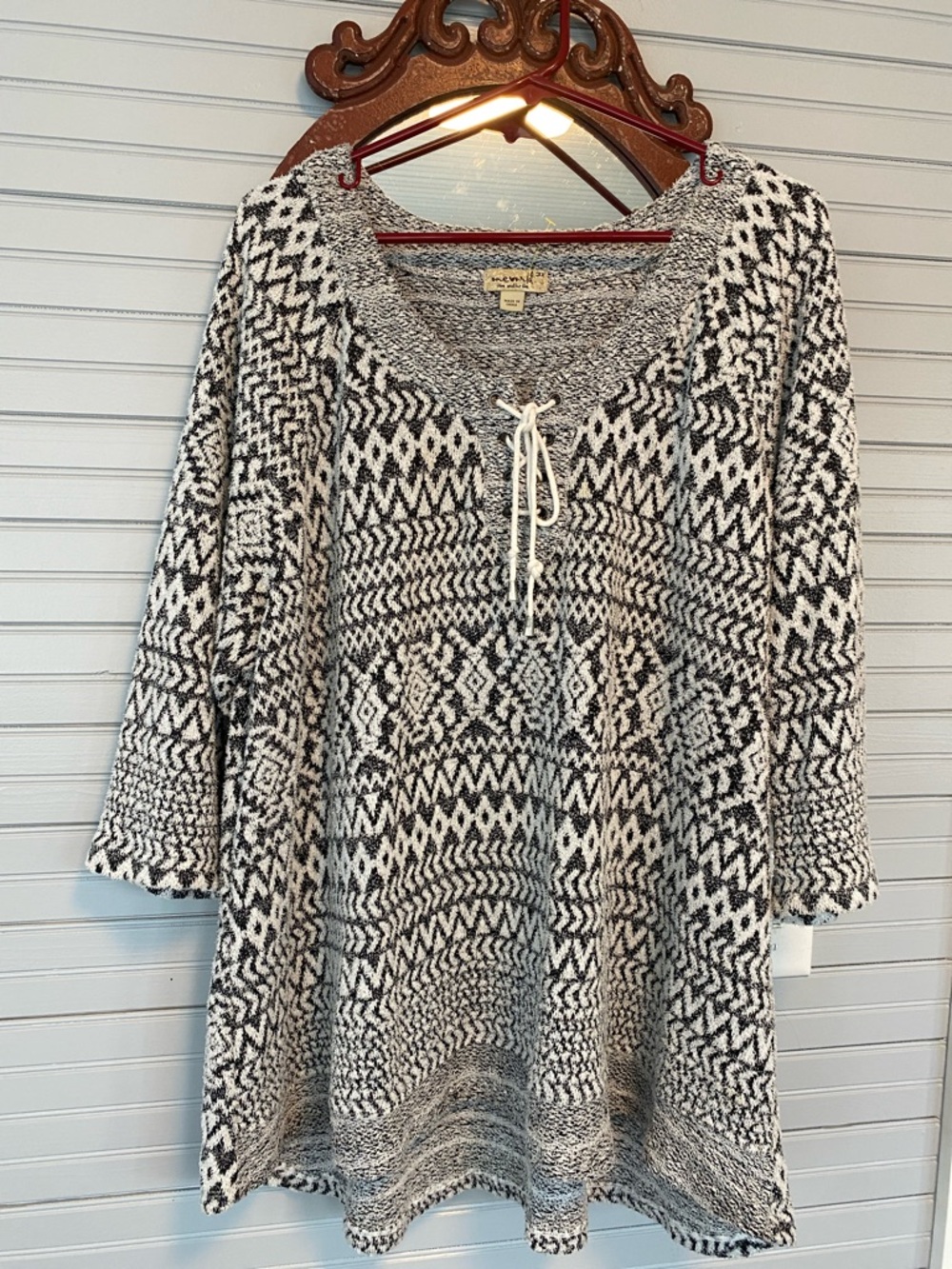 Black & White Patterned Knit Tunic Sweater